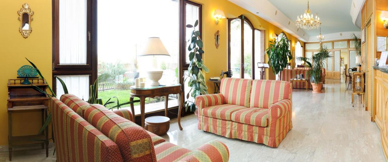 L'Ottava Hotel Monte Compatri Екстериор снимка
